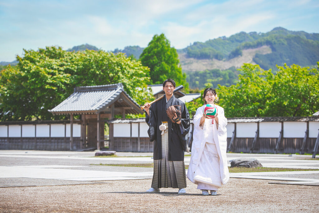群馬県の楽山園で撮影した、前撮りロケーションの和装フォトウェディング。